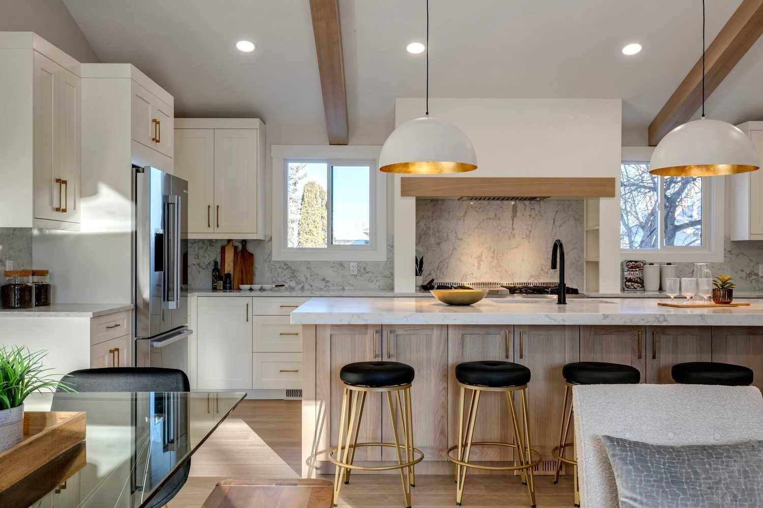 Calgary, AB T2V 4H2,168 Oakside CIR SW