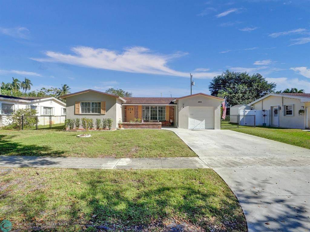 Cooper City, FL 33328,4908 SW 90th Ter