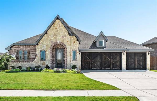 1233 Richard Pittmon Drive, Desoto, TX 75115