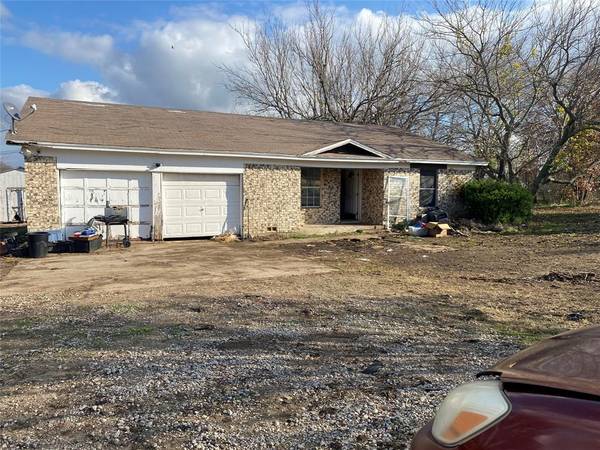 11704 Stonefield Street,  Crowley,  TX 76036