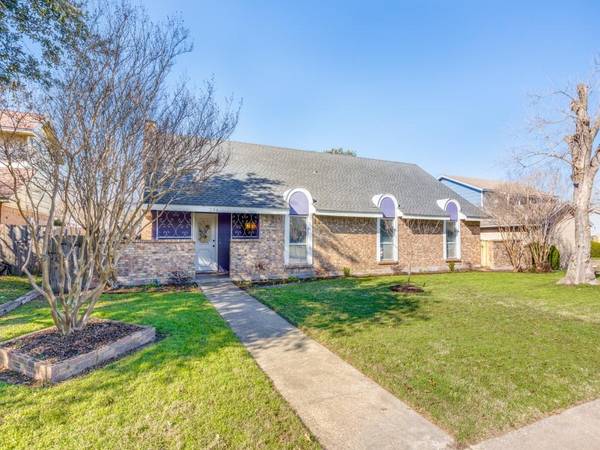 206 Trailridge Drive, Richardson, TX 75081