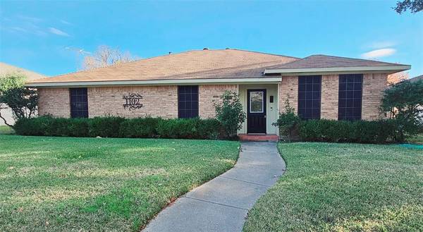 1102 Mayapple Drive, Garland, TX 75043