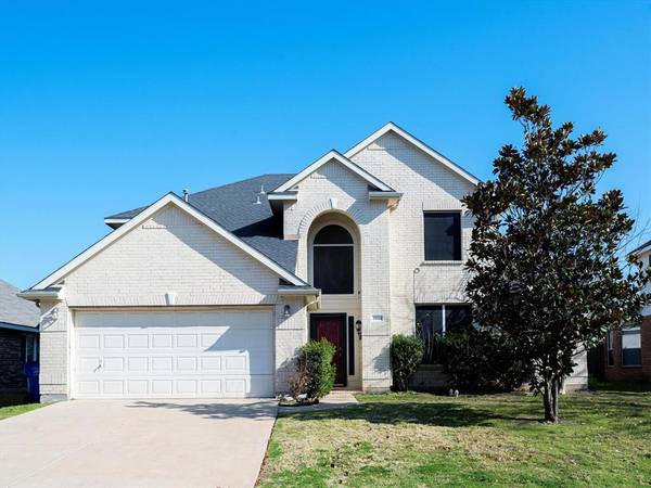 3902 Calloway Drive, Mansfield, TX 76063