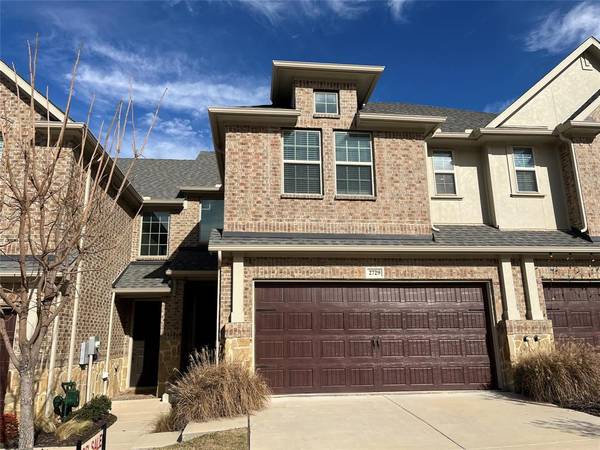 2729 Splendor Lane, Little Elm, TX 75068