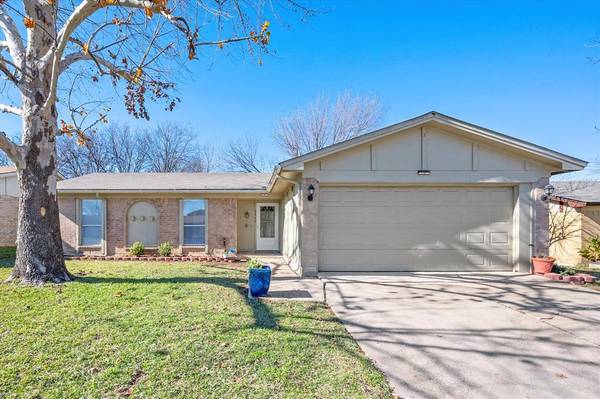 3404 Durango Lane, Arlington, TX 76014