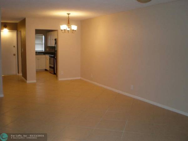 Fort Lauderdale, FL 33311,333 NW 17th Ct  #208 B