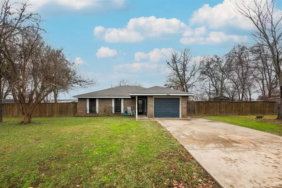 302 Marita Road, Greenville, TX 75402