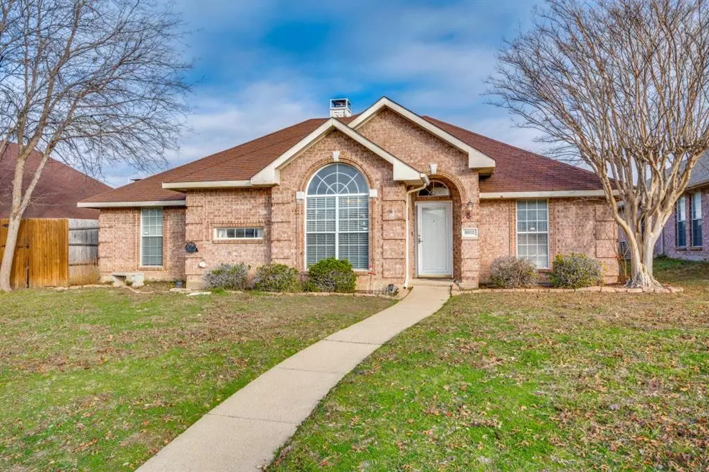 Frisco, TX 75035,9902 Laurel Lane