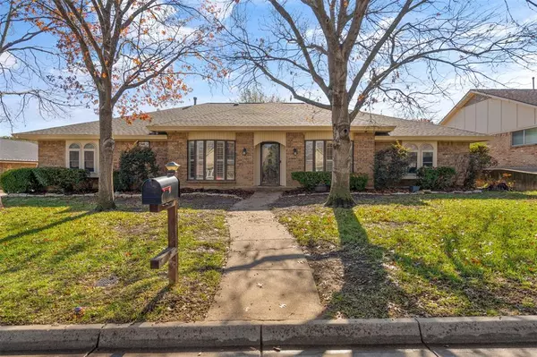 4504 Weyhill Drive, Arlington, TX 76013