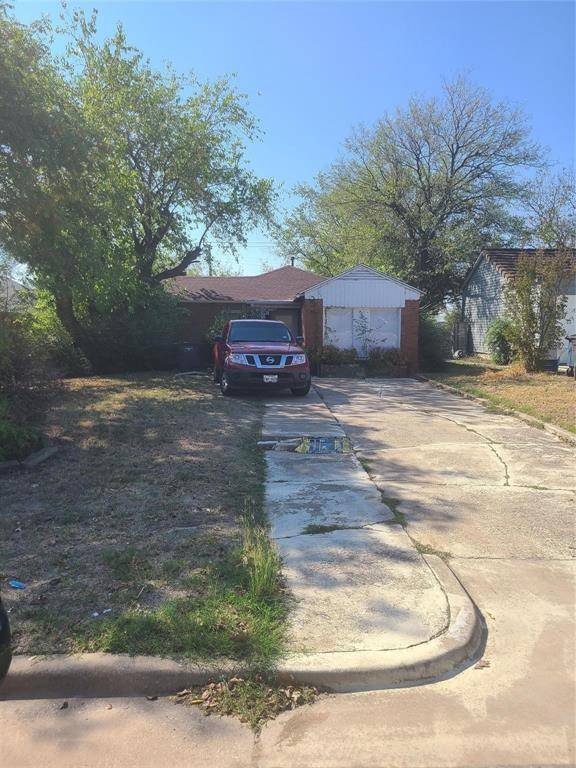 5205 Locke Avenue, Fort Worth, TX 76107