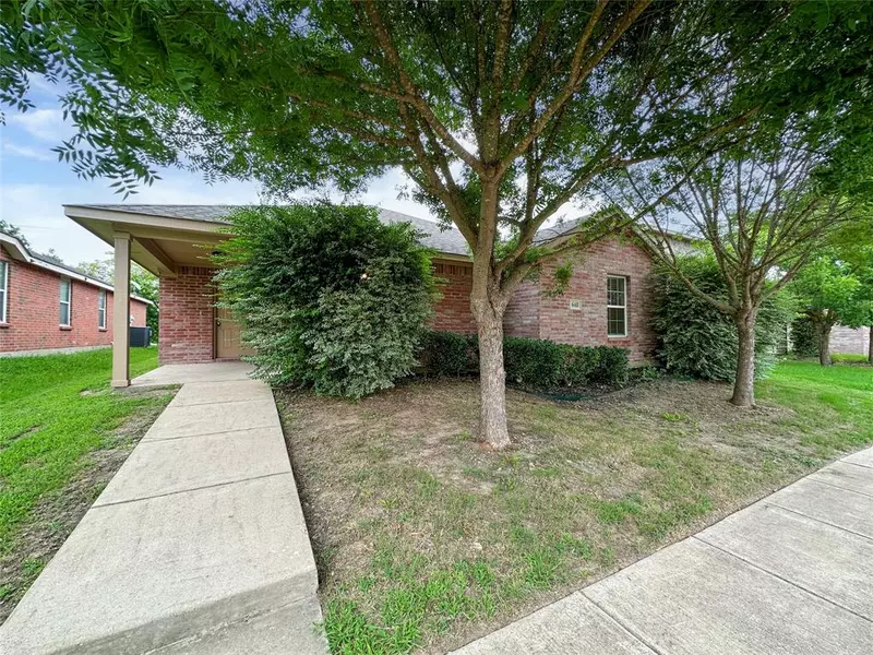 648 Mission Lane, Lancaster, TX 75146