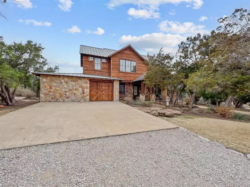 1360 Falls Creek Drive, Graford, TX 76449