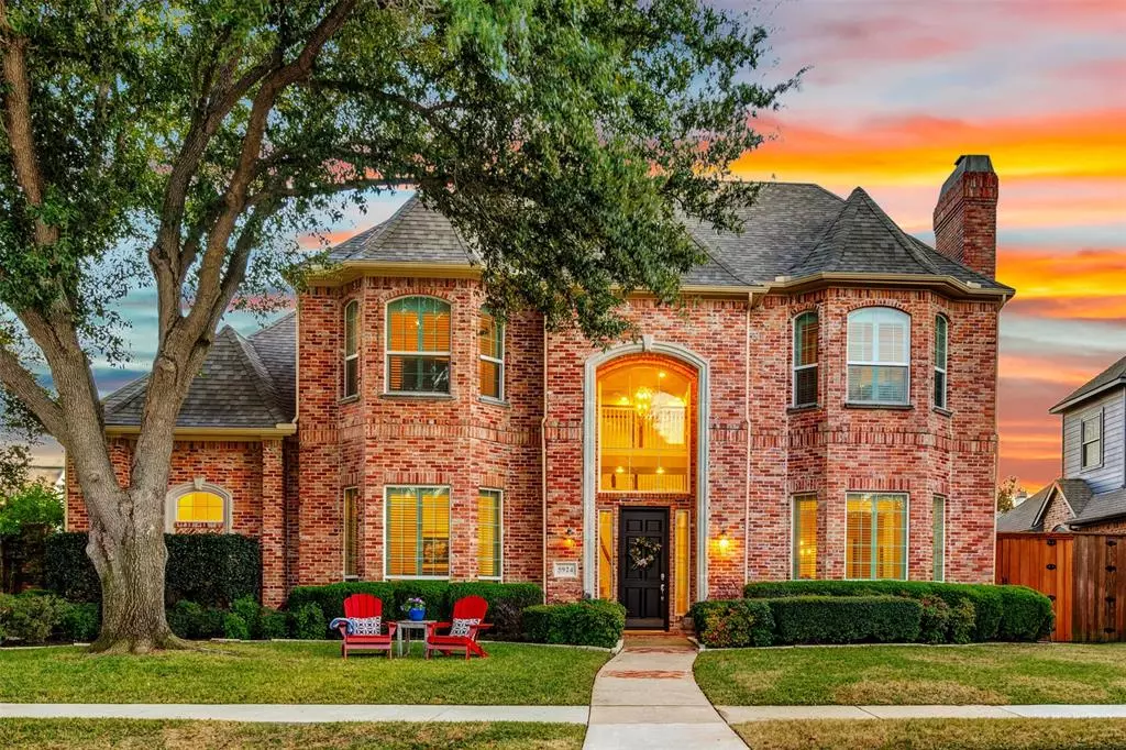 Plano, TX 75093,5924 Royal Palm Drive