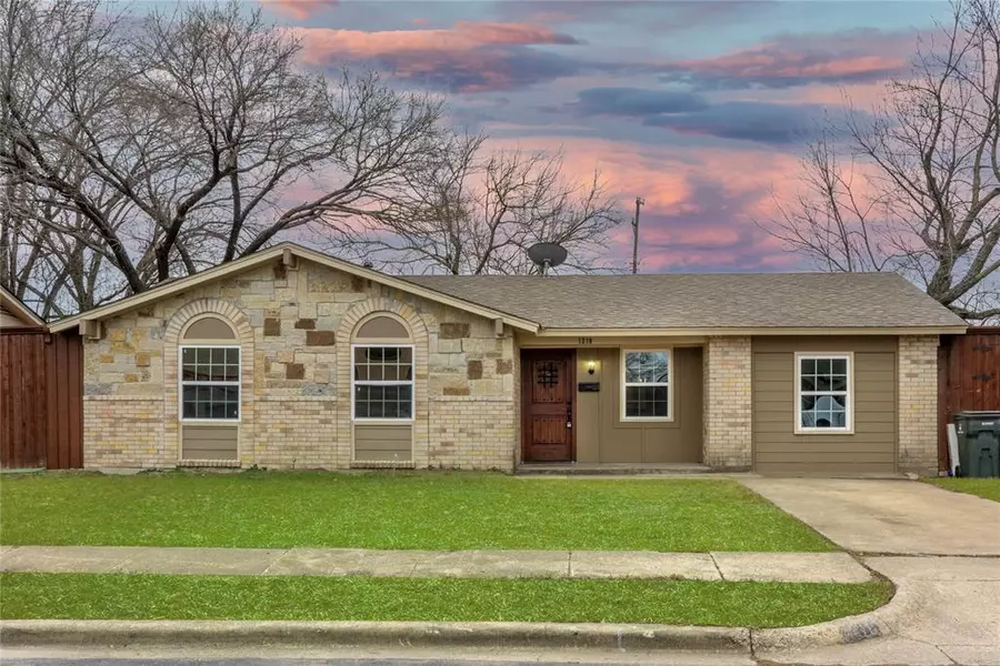 1218 Shorecrest Drive, Garland, TX 75040