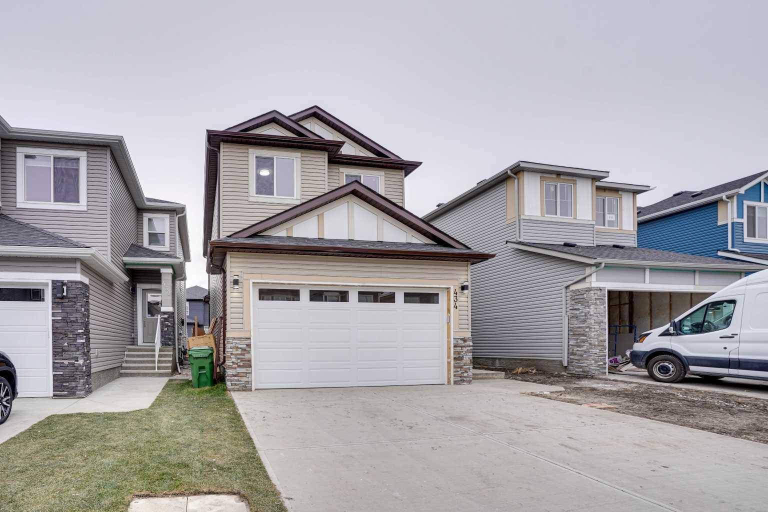 Calgary, AB T3N 1Y7,434 Corner Meadows WAY NE