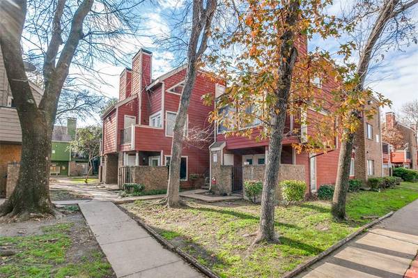 9805 Walnut Street #114, Dallas, TX 75243