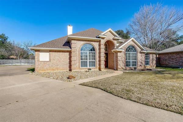 7305 Whitfield Court, North Richland Hills, TX 76180