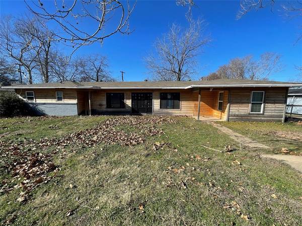 17 Macarthur Drive, Denison, TX 75020