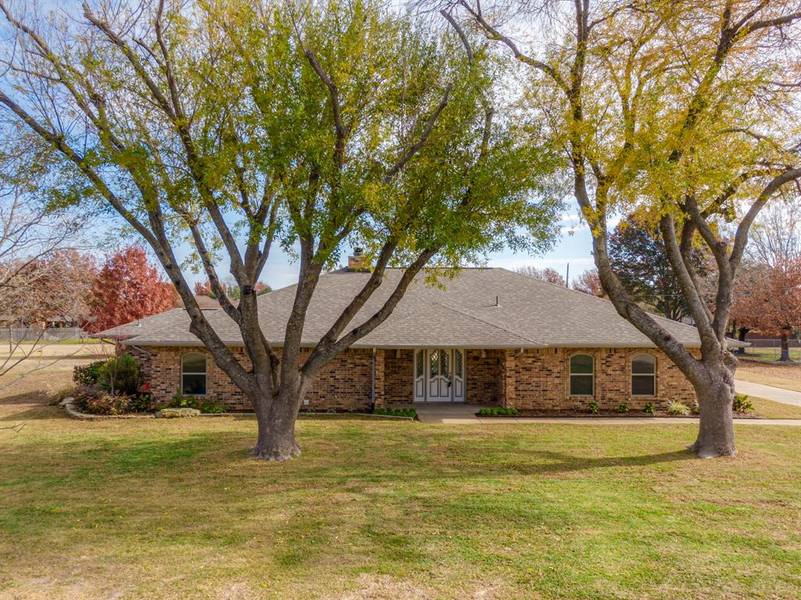 102 High Ridge Court, Ovilla, TX 75154