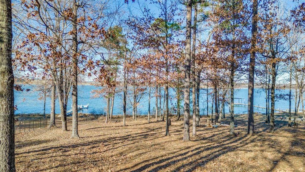 5 Sterling Shores Drive, Scroggins, TX 75480