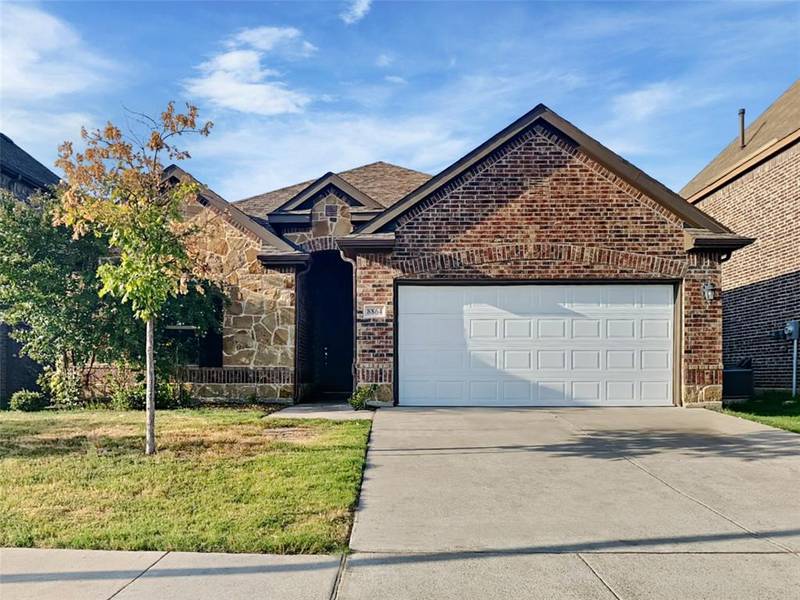 8864 Devonshire Drive, Fort Worth, TX 76131