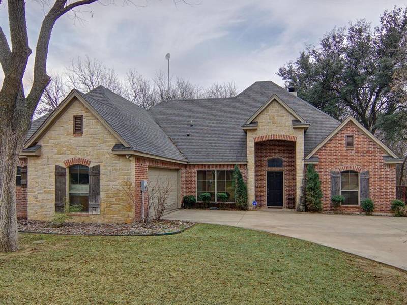 116 Lisa Leigh Court, Weatherford, TX 76087