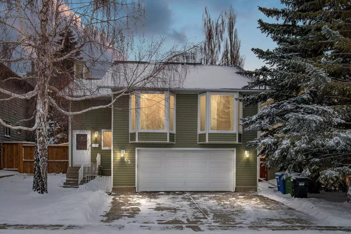 Calgary, AB T3A 3W8,63 Edendale CRES NW