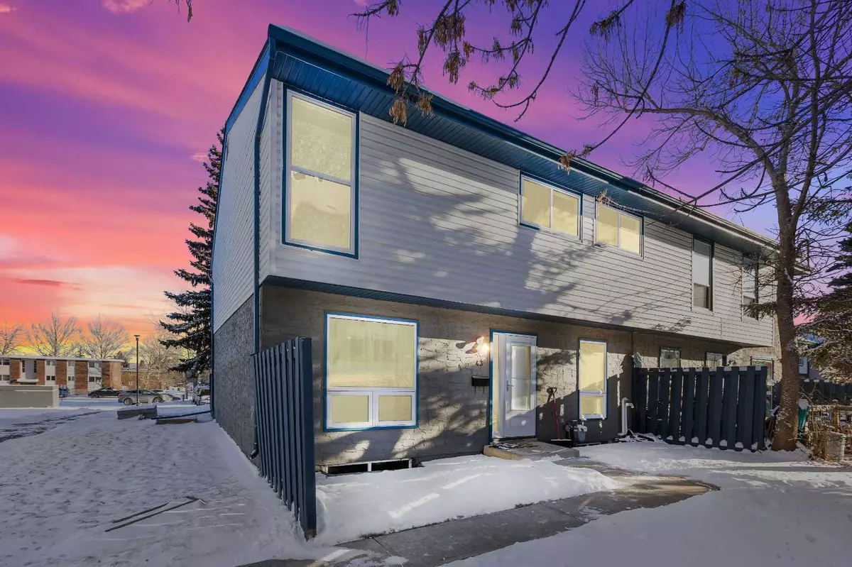 Calgary, AB T2K 3R8,6440 4 ST NW #43