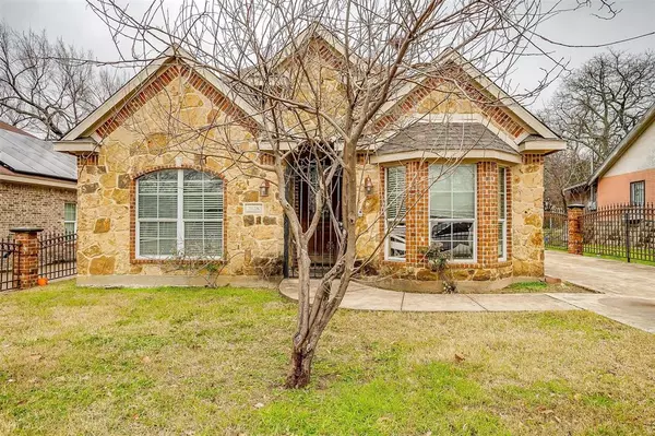 2628 Seevers Avenue, Dallas, TX 75216