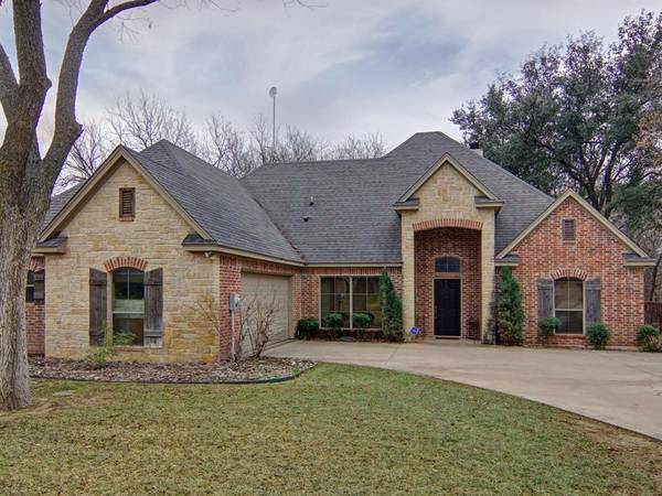 116 Lisa Leigh Court,  Weatherford,  TX 76087