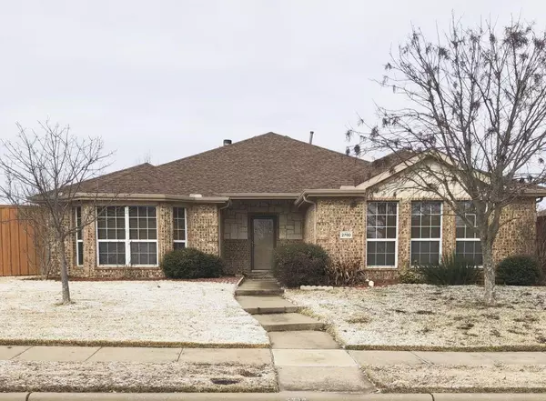 2780 Chalmers Court, Rockwall, TX 75032