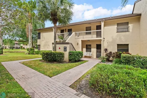 Coconut Creek, FL 33066,3147 Carambola Cir  #2374