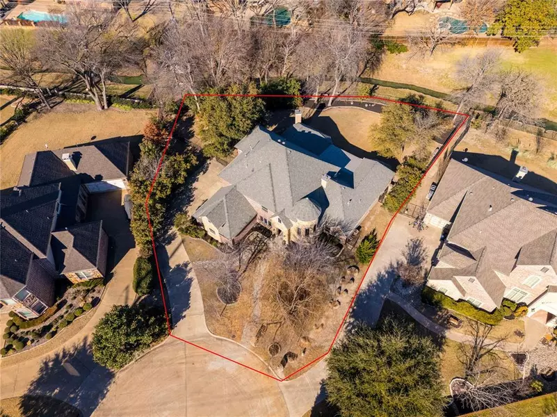 2704 Hidden Forest Drive, Mckinney, TX 75072