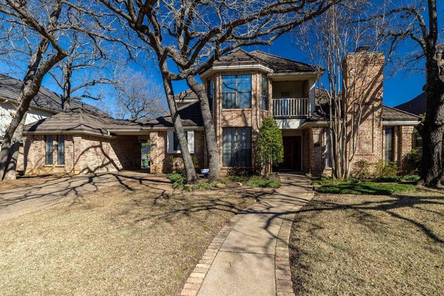 4909 Wareham Drive, Arlington, TX 76017