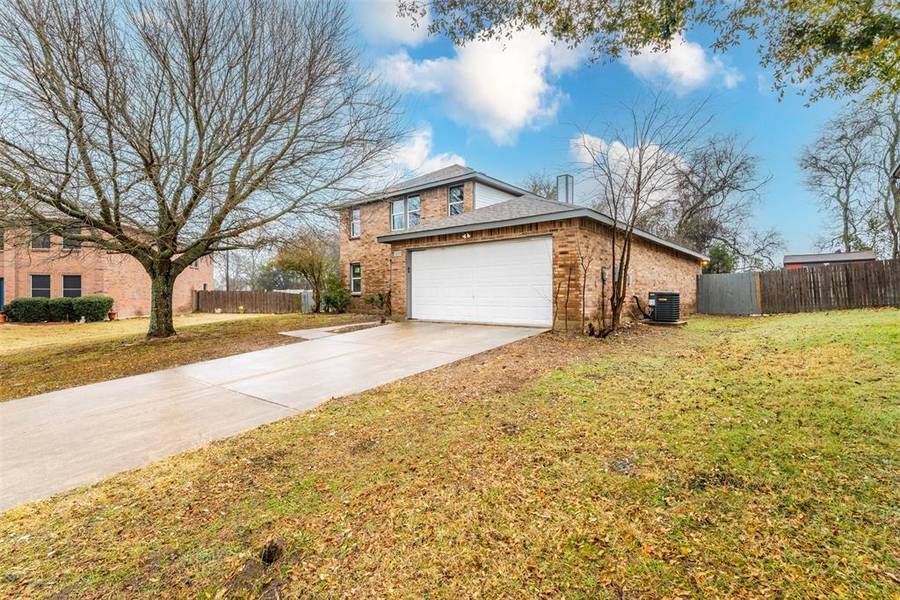 1235 Beatty Drive, Cedar Hill, TX 75104