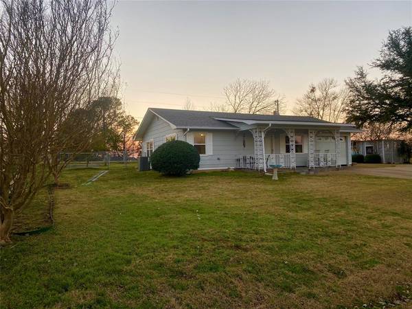 76 Dove Lane, Gordonville, TX 76245