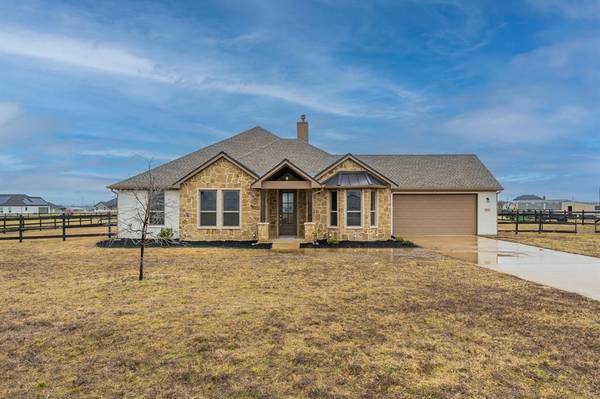 6016 Berry Ridge Lane, Joshua, TX 76058