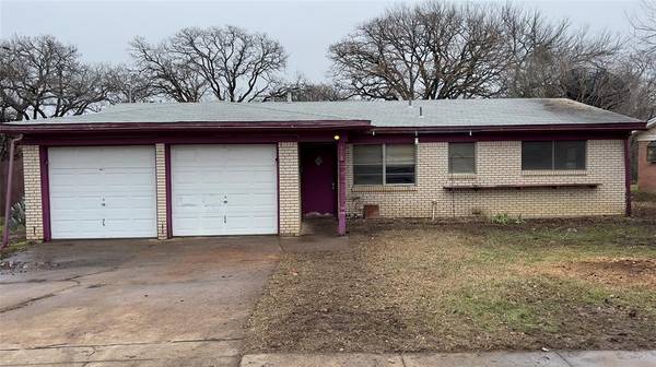 928 Jerry Lane, Bedford, TX 76022