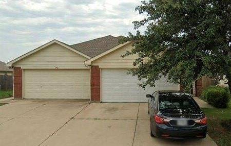 476 Brookbank Drive, Crowley, TX 76036