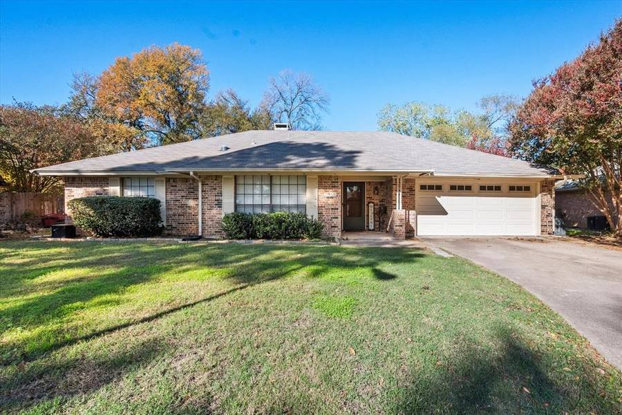 1313 Brookfield, Mansfield, TX 76063