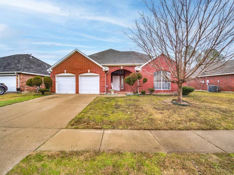 239 Jennifer Lane, Arlington, TX 76002