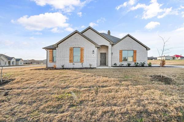 101 Fountain Grass Court,  Joshua,  TX 76058