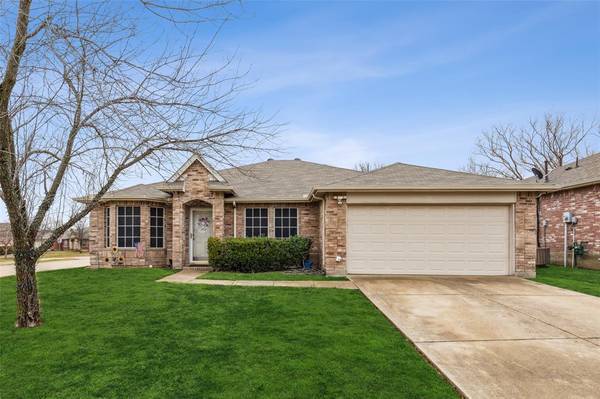 1004 Kelsey Court, Forney, TX 75126