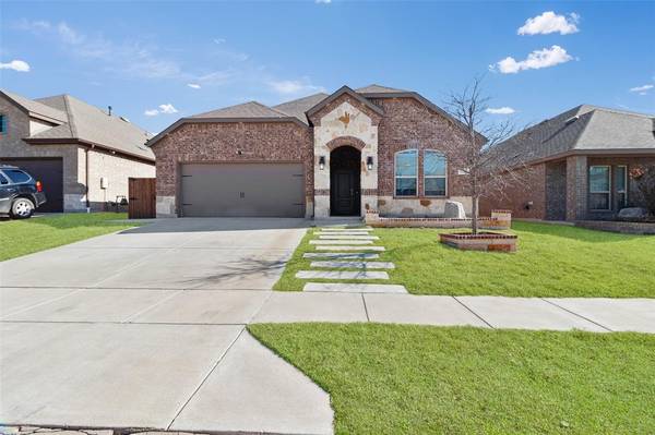 11324 Blaze Street, Aubrey, TX 76227