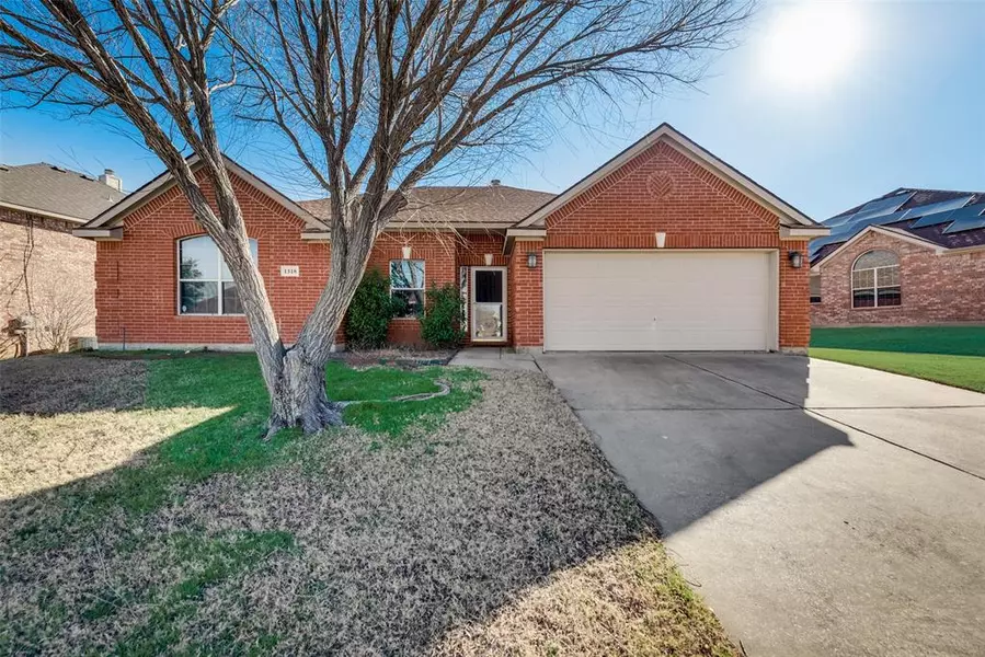 1318 Webb Ferrell Road S, Arlington, TX 76002