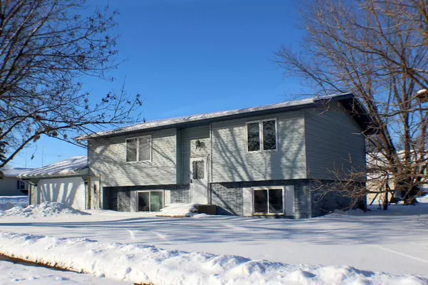 601 Nelson St, West Liberty, IA 52776