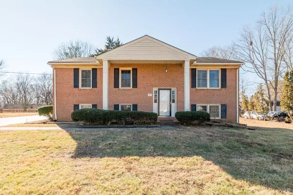 107 Howard DR, Madison Heights, VA 24572