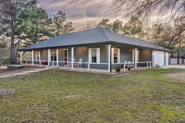 142 Peaceful Woods Trail, Holly Lake Ranch, TX 75765