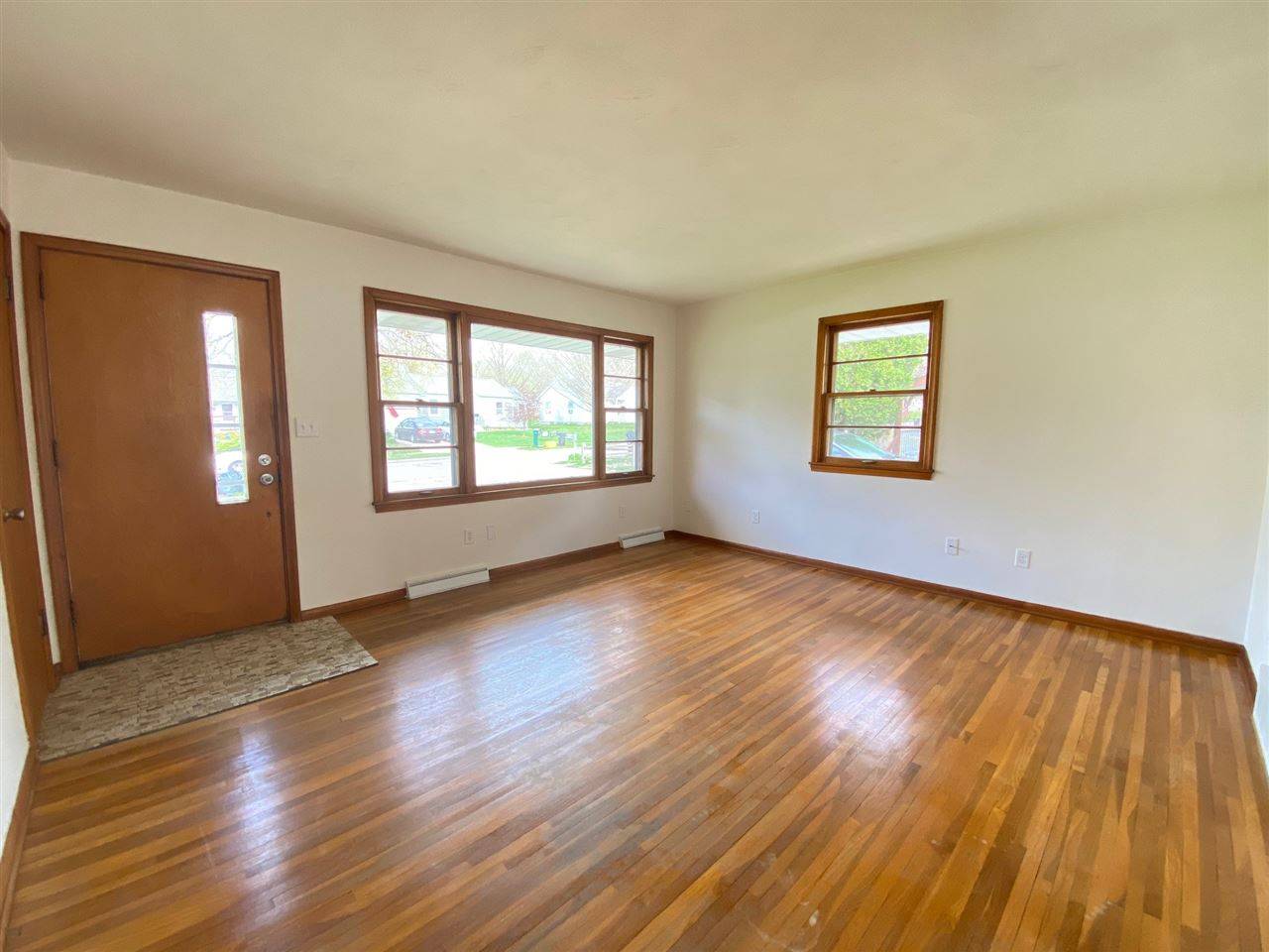 Coralville, IA 52241,709 9th Ave