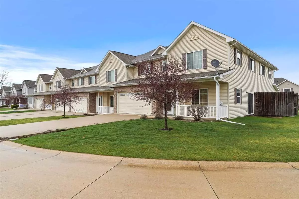 North Liberty, IA 52317,1496 Burr Dr